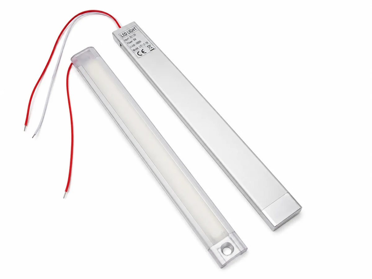 12V LED šviestuvas 2 vnt.